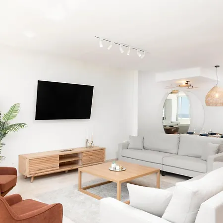 아파트 Stunning Marina Seaview Penthouse - Puerto Deportivo *