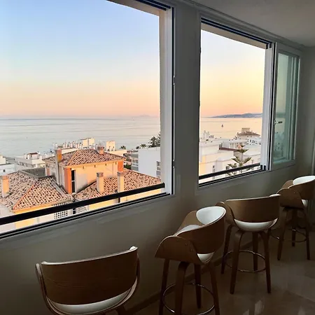 Stunning Marina Seaview Penthouse - Puerto Deportivo *