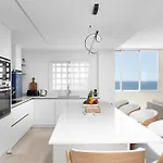 Stunning Marina Seaview Penthouse - Puerto Deportivo Apartamento Estepona