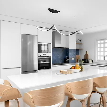 Stunning Marina Seaview Penthouse - Puerto Deportivo *