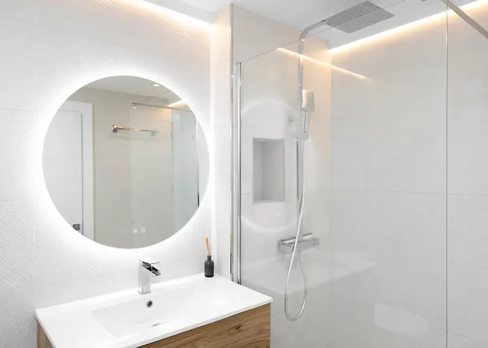 Stunning Marina Seaview Penthouse - Puerto Deportivo * Estepona